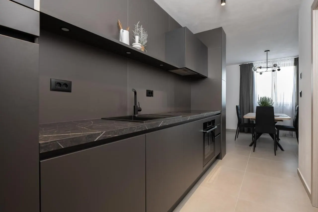 V Residence Apartments Rabac