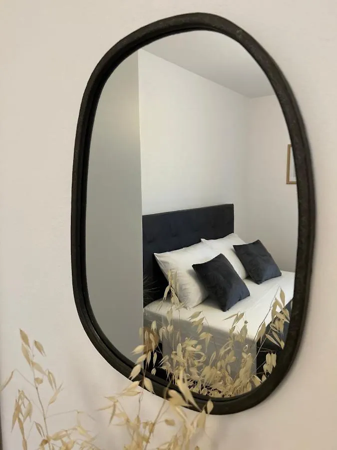 V Residence Apartments Rabac